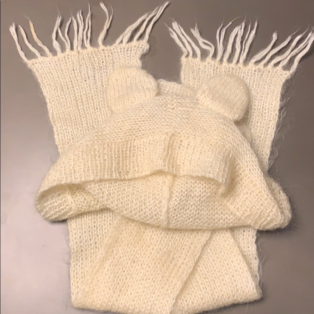 Faux Cashmere scar with bear hood